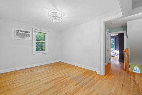 32 Rocky Glen Road Danbury CT 06810
