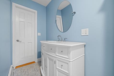 32 Rocky Glen Road Danbury CT 06810