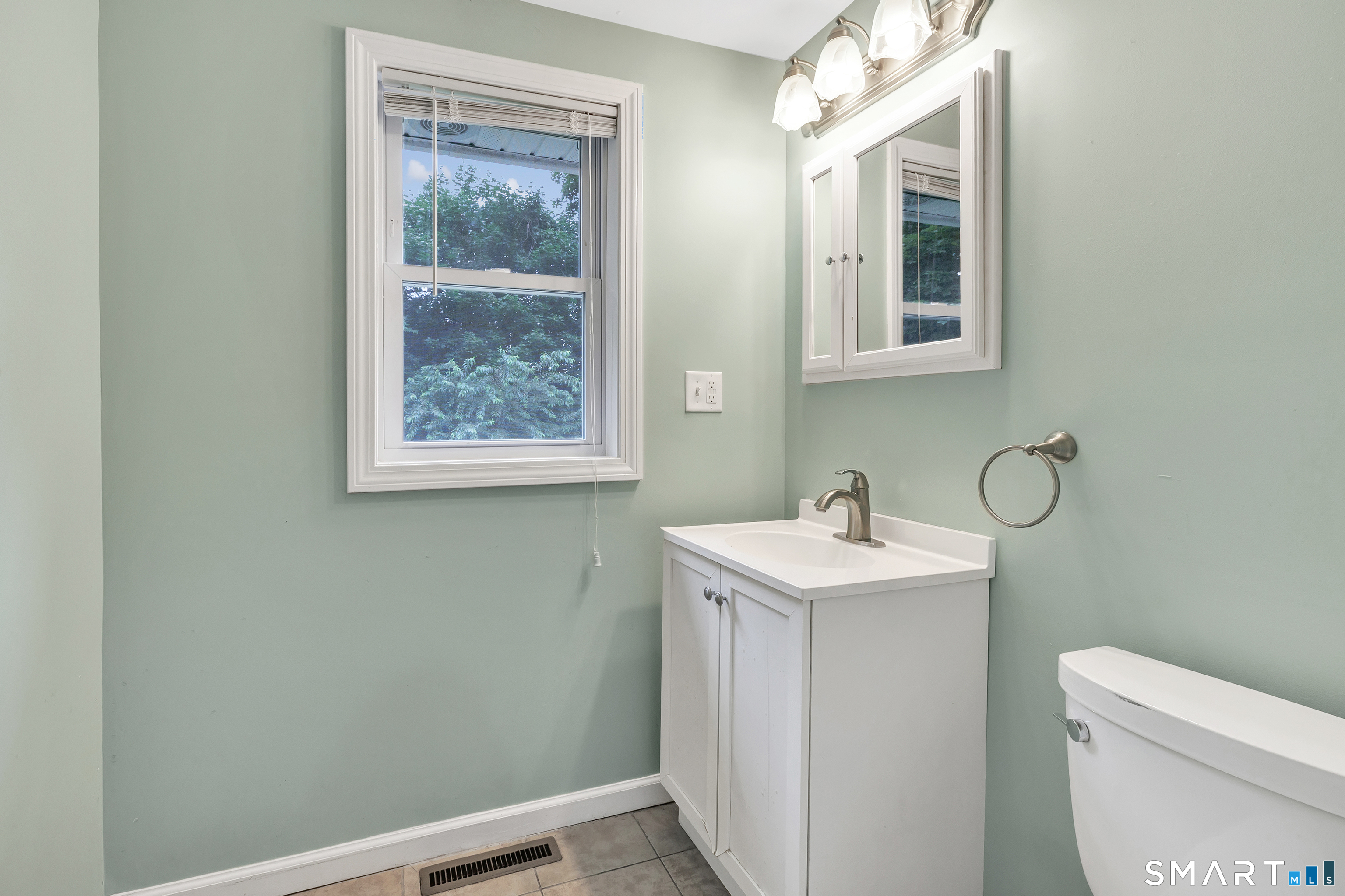 31 Webster Drive Ansonia CT 06401