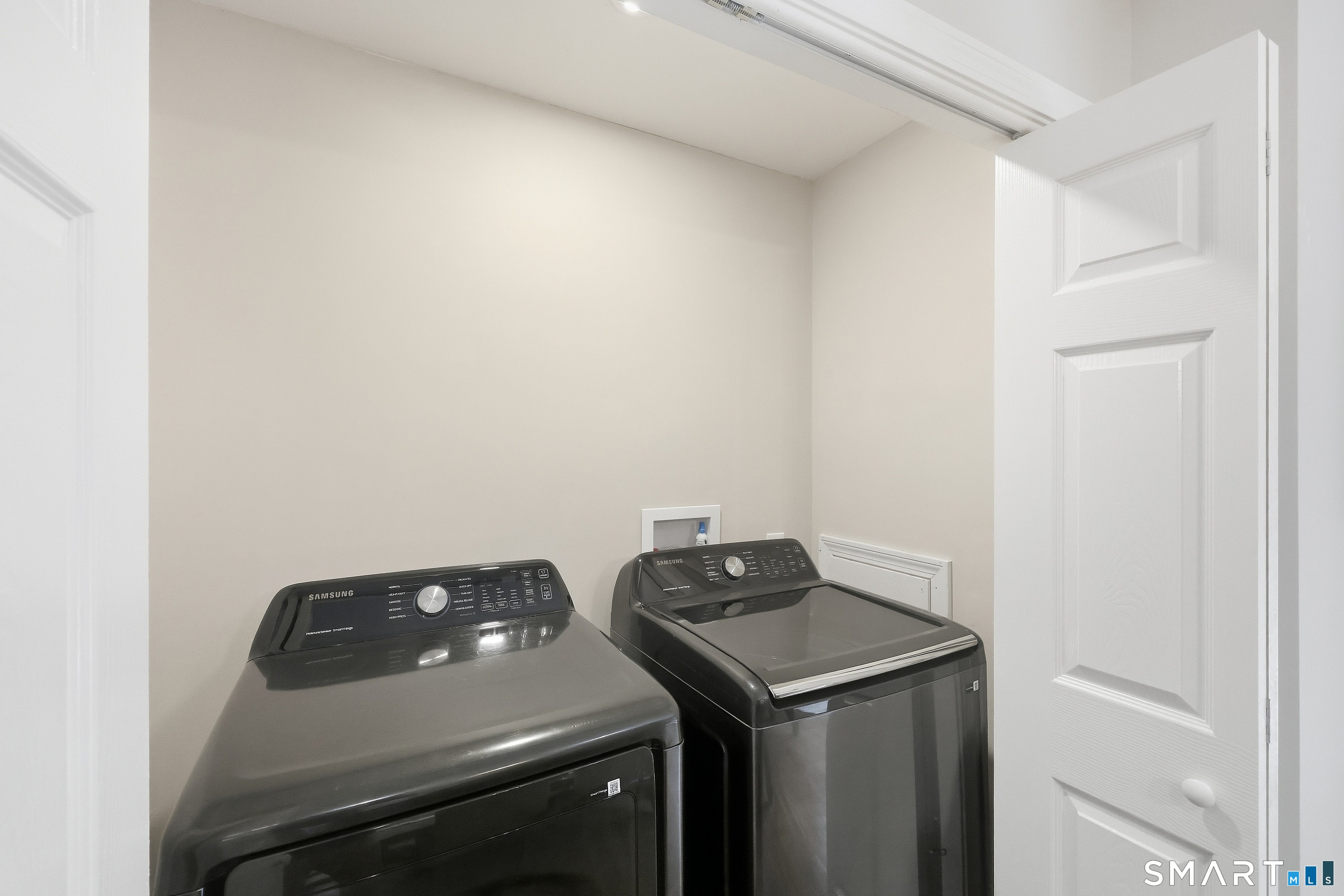 95 Moravia Road Avon CT 06001