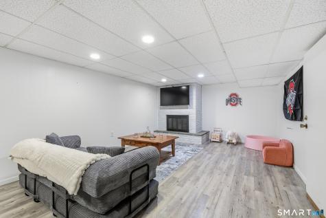 95 Moravia Road Avon CT 06001