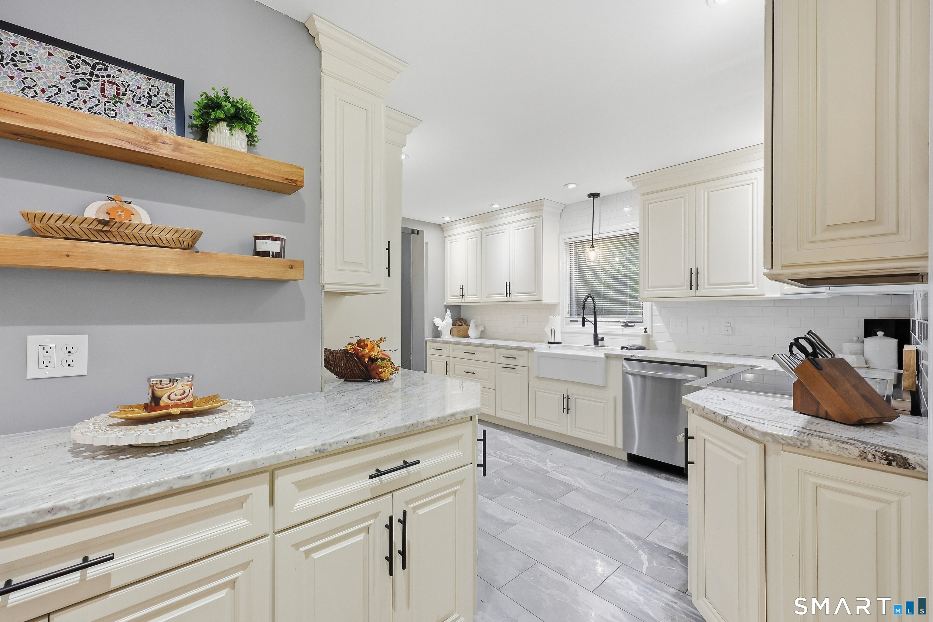 95 Moravia Road Avon CT 06001
