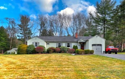 48 Sunset Road Easton CT 06612