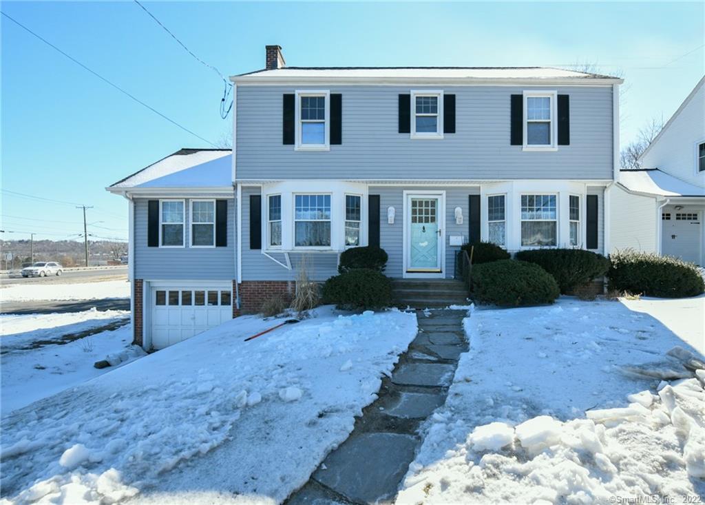 9 Irvington Avenue Waterbury CT 06708