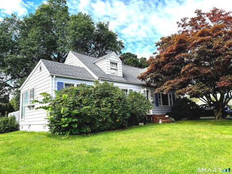 44 Knob Hill Drive Hamden CT 06518