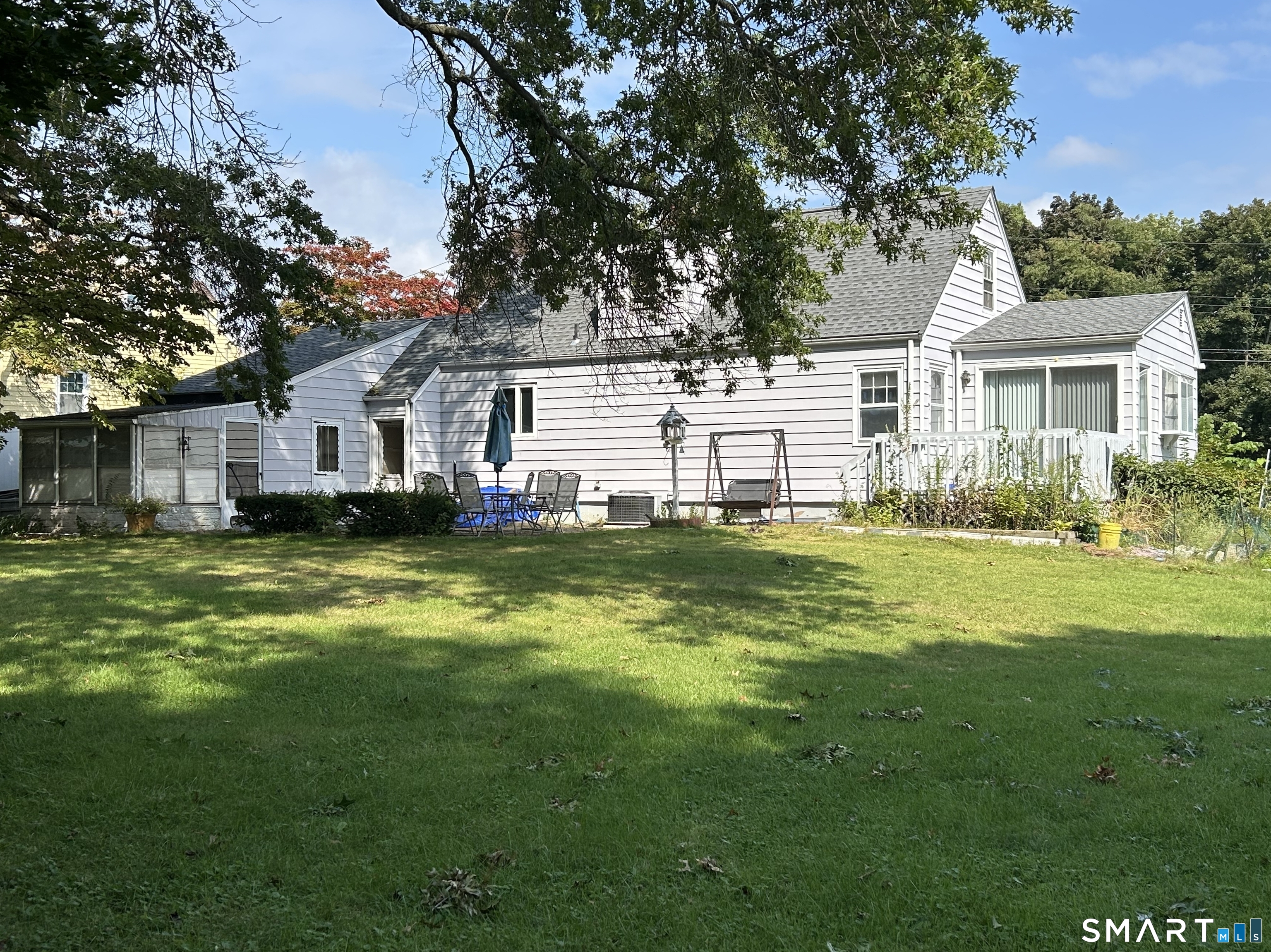 44 Knob Hill Drive Hamden CT 06518