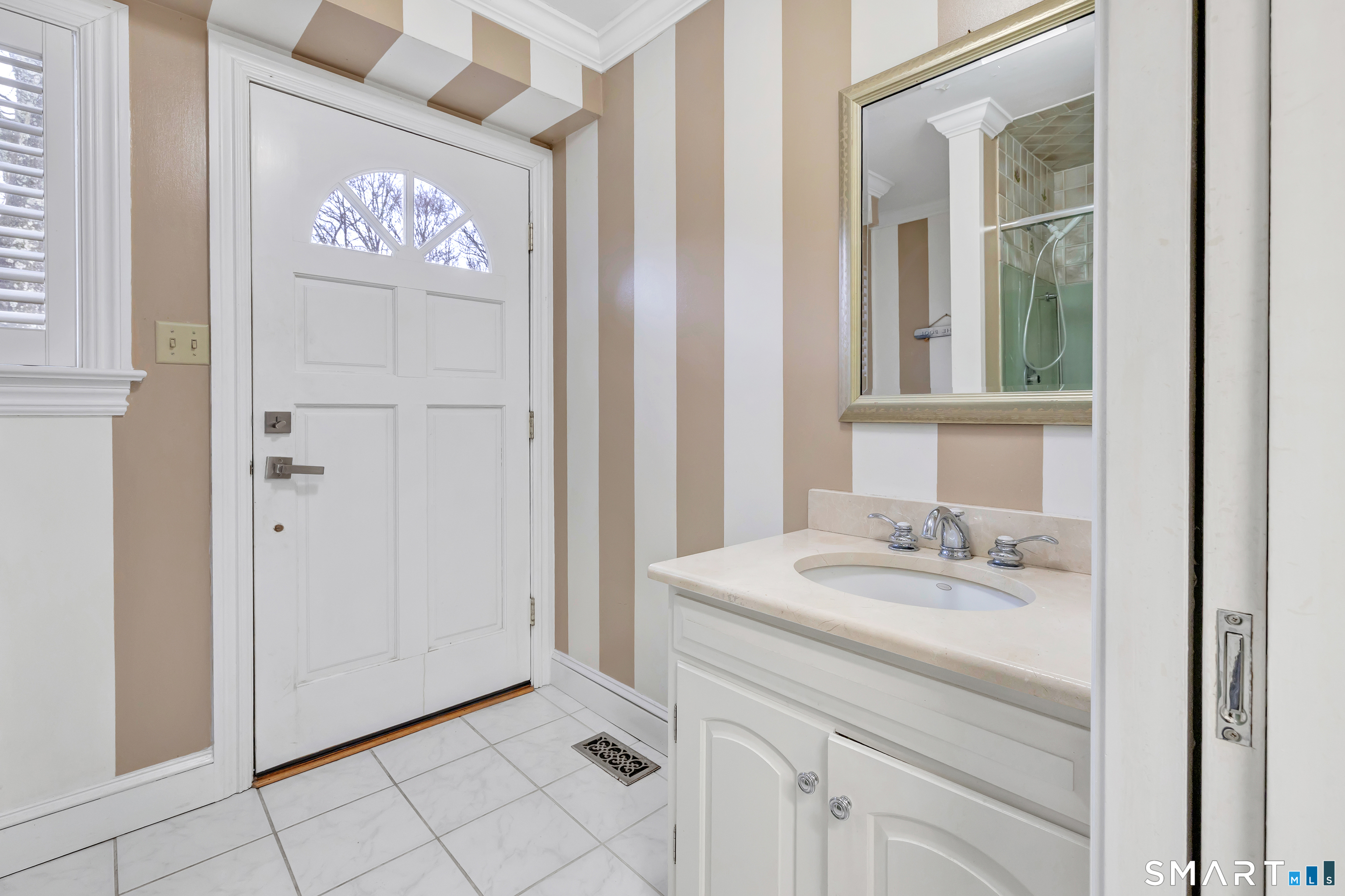 10 White Oak Farm Road Newtown CT 06470
