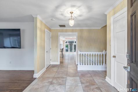 10 White Oak Farm Road Newtown CT 06470