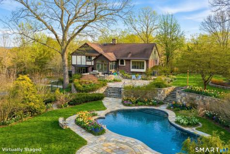 10 White Oak Farm Road Newtown CT 06470