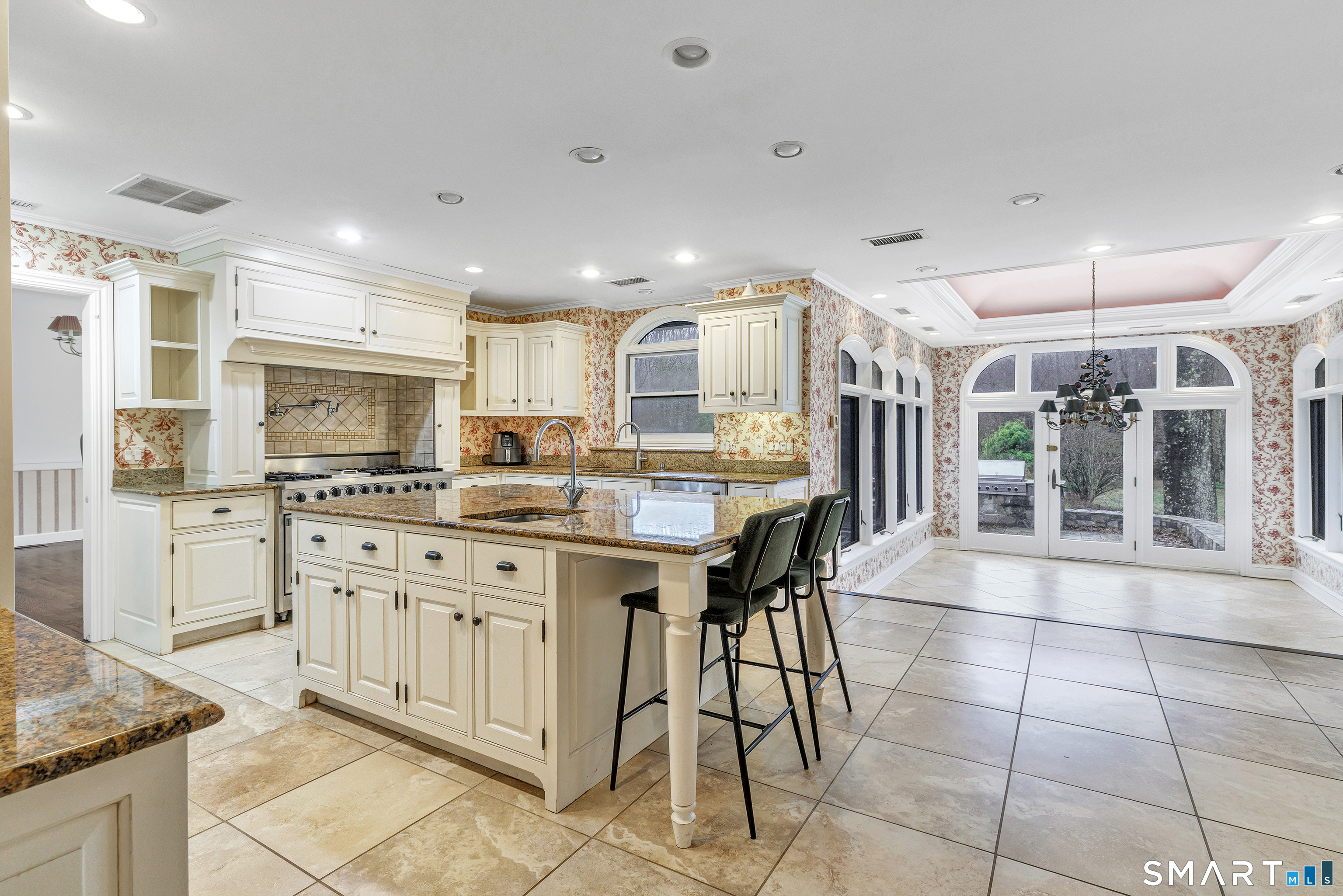 10 White Oak Farm Road Newtown CT 06470