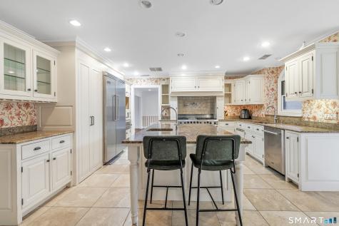 10 White Oak Farm Road Newtown CT 06470