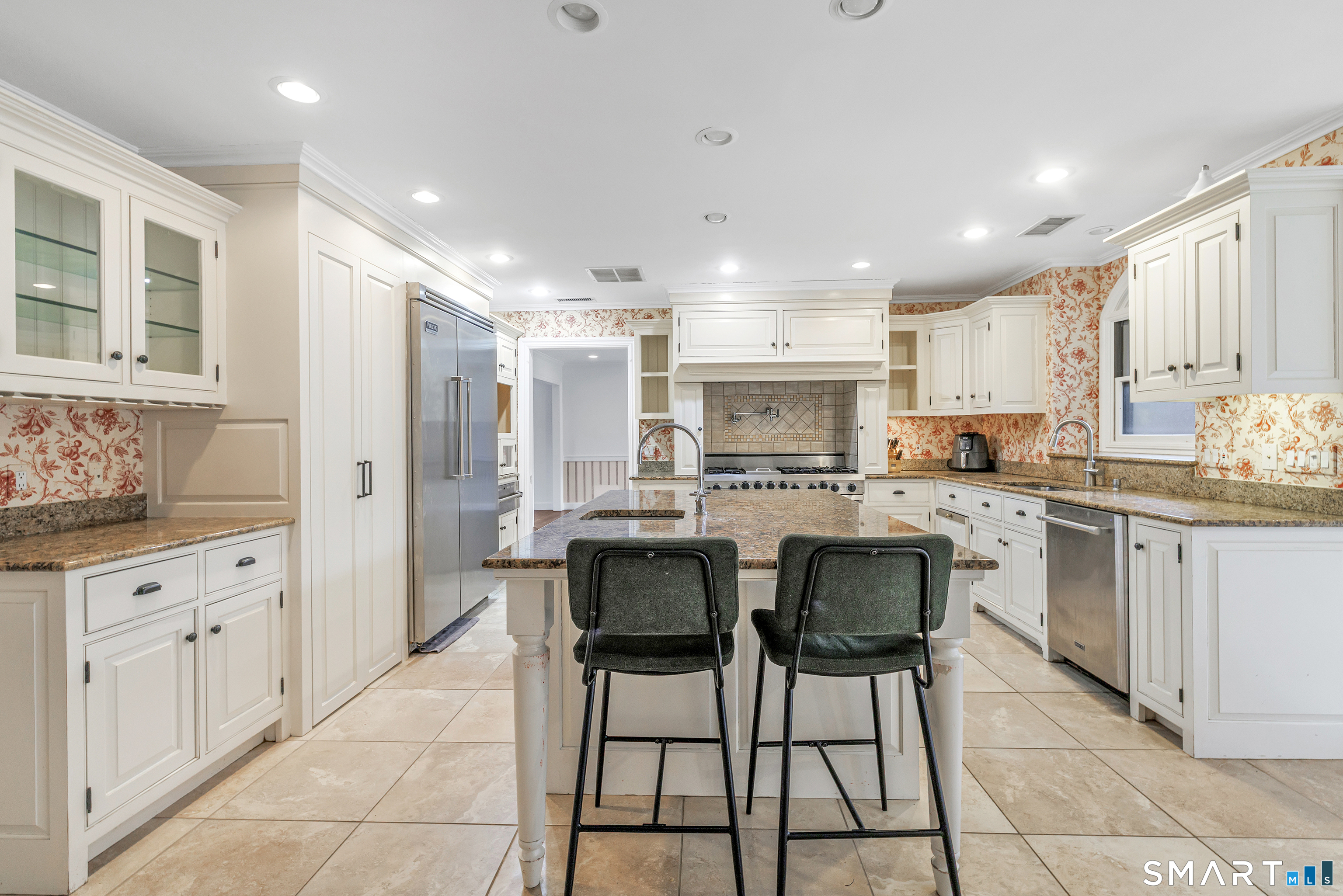 10 White Oak Farm Road Newtown CT 06470