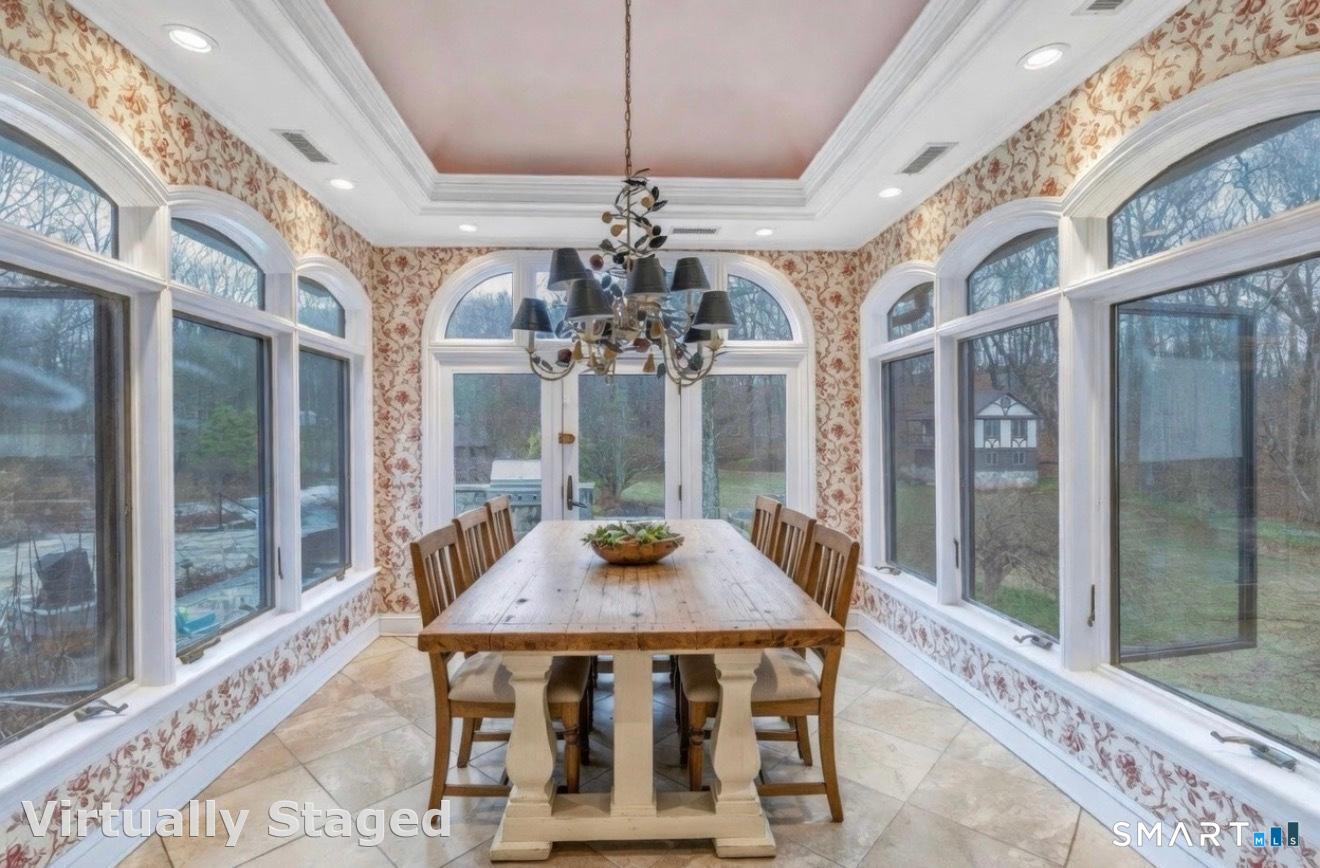 10 White Oak Farm Road Newtown CT 06470