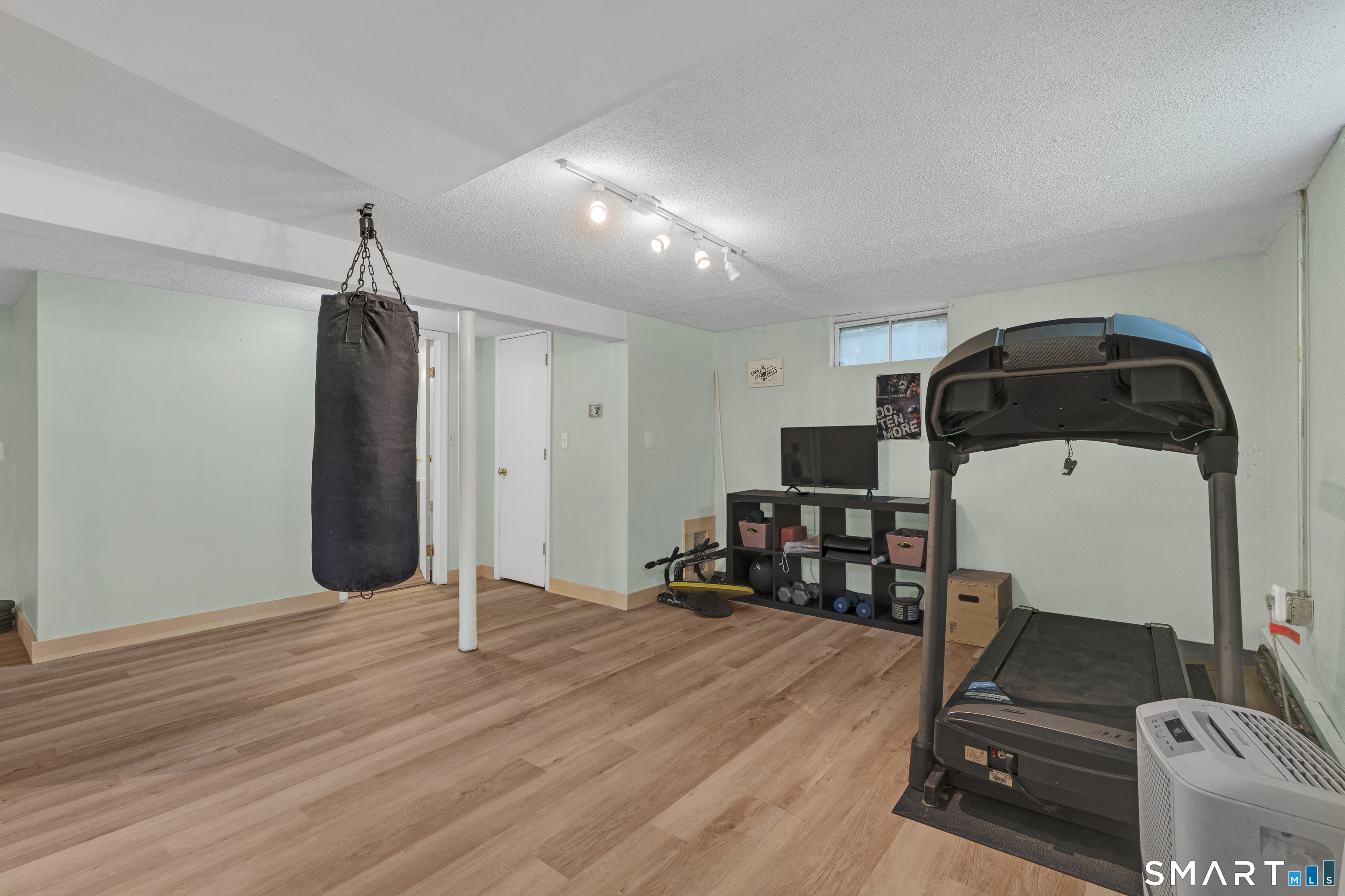 136 Spencer Drive Middletown CT 06457