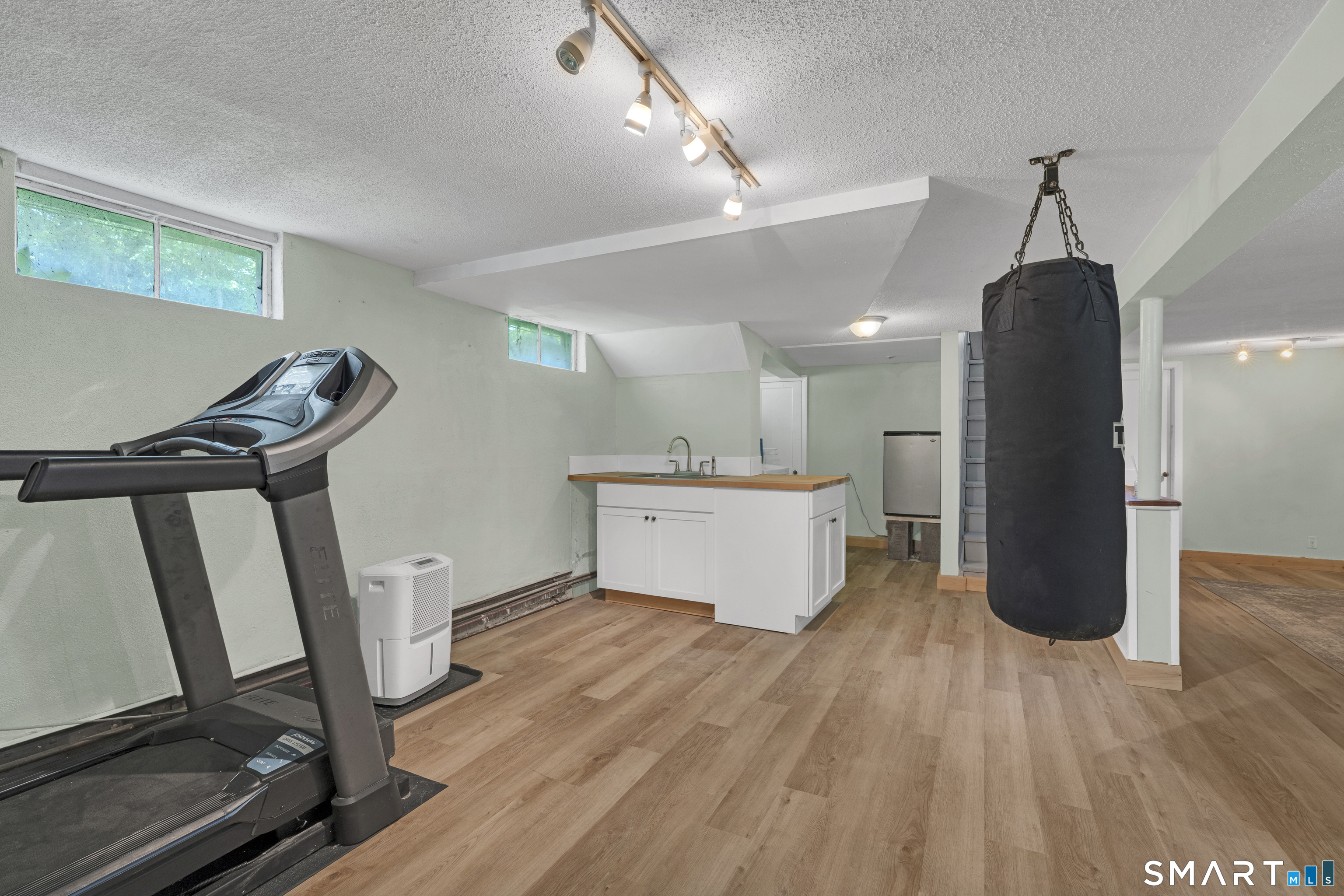 136 Spencer Drive Middletown CT 06457