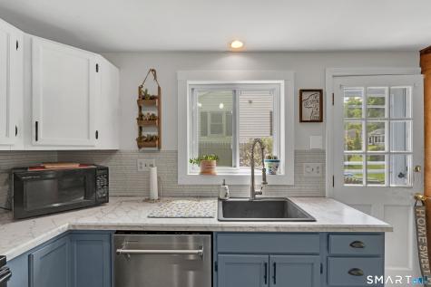 136 Spencer Drive Middletown CT 06457