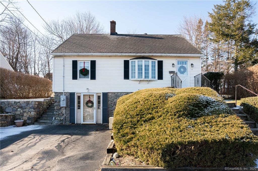 16 Esther Avenue Waterbury CT 06708
