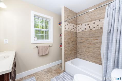 29 Old Simsbury Road Granby CT 06035