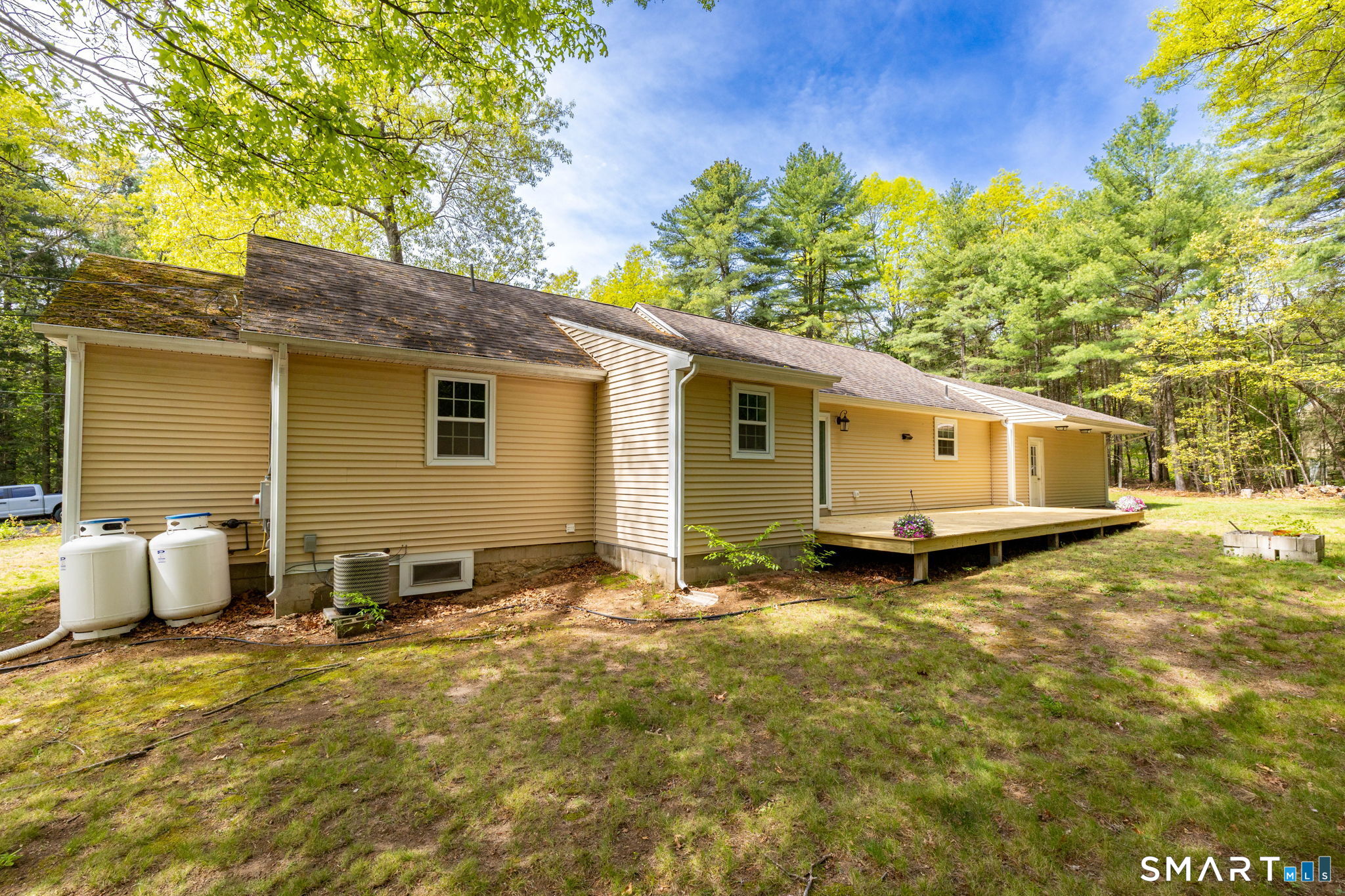 29 Old Simsbury Road Granby CT 06035