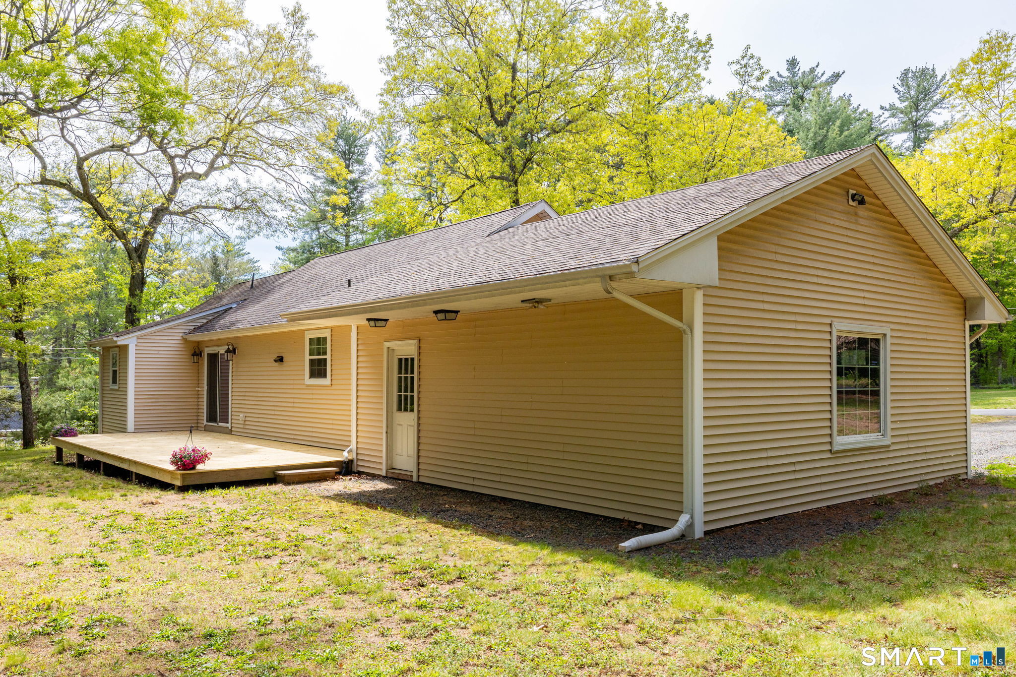 29 Old Simsbury Road Granby CT 06035