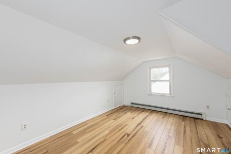 520 Goldenrod Avenue Bridgeport CT 06606