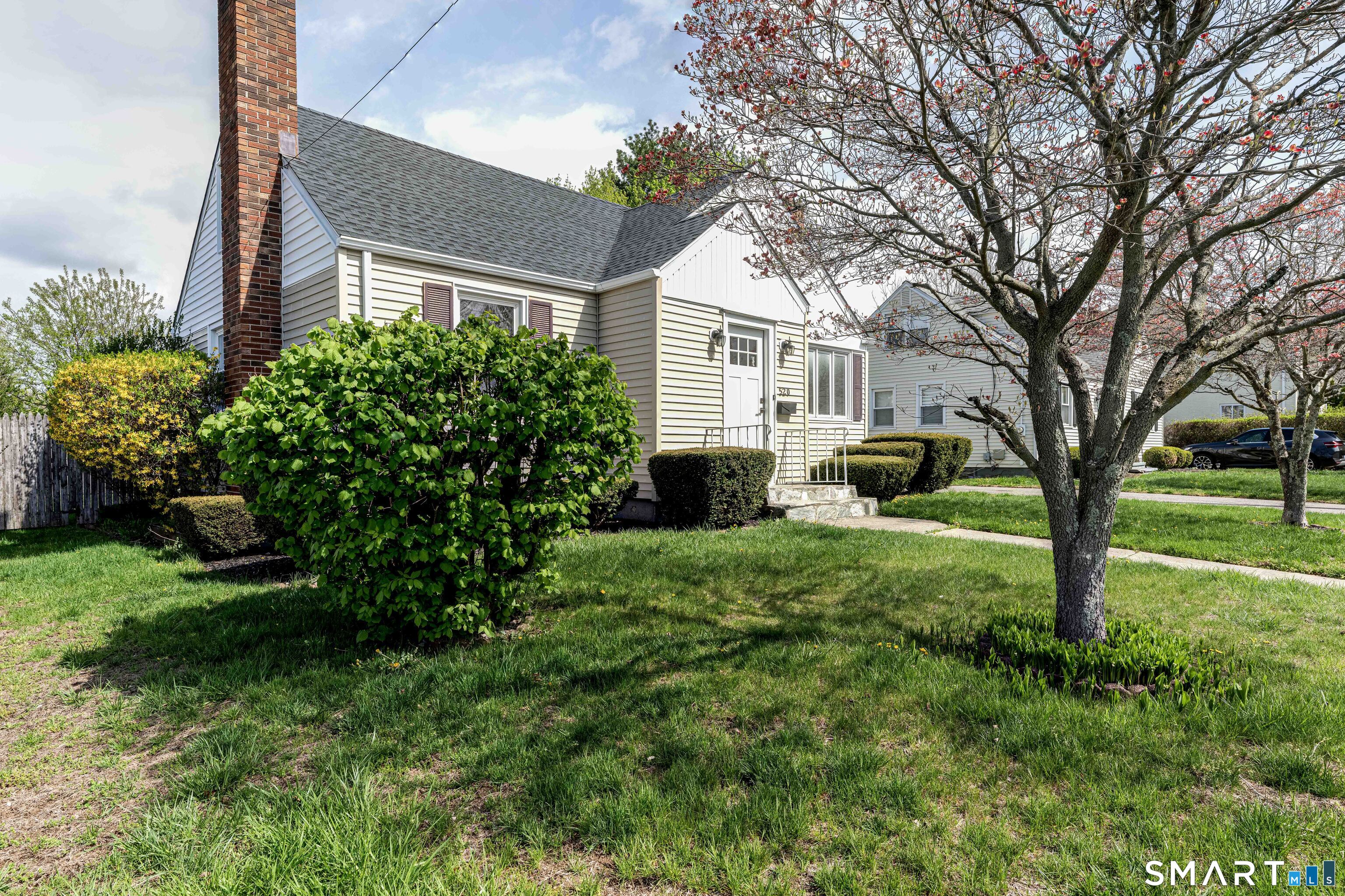 520 Goldenrod Avenue Bridgeport CT 06606