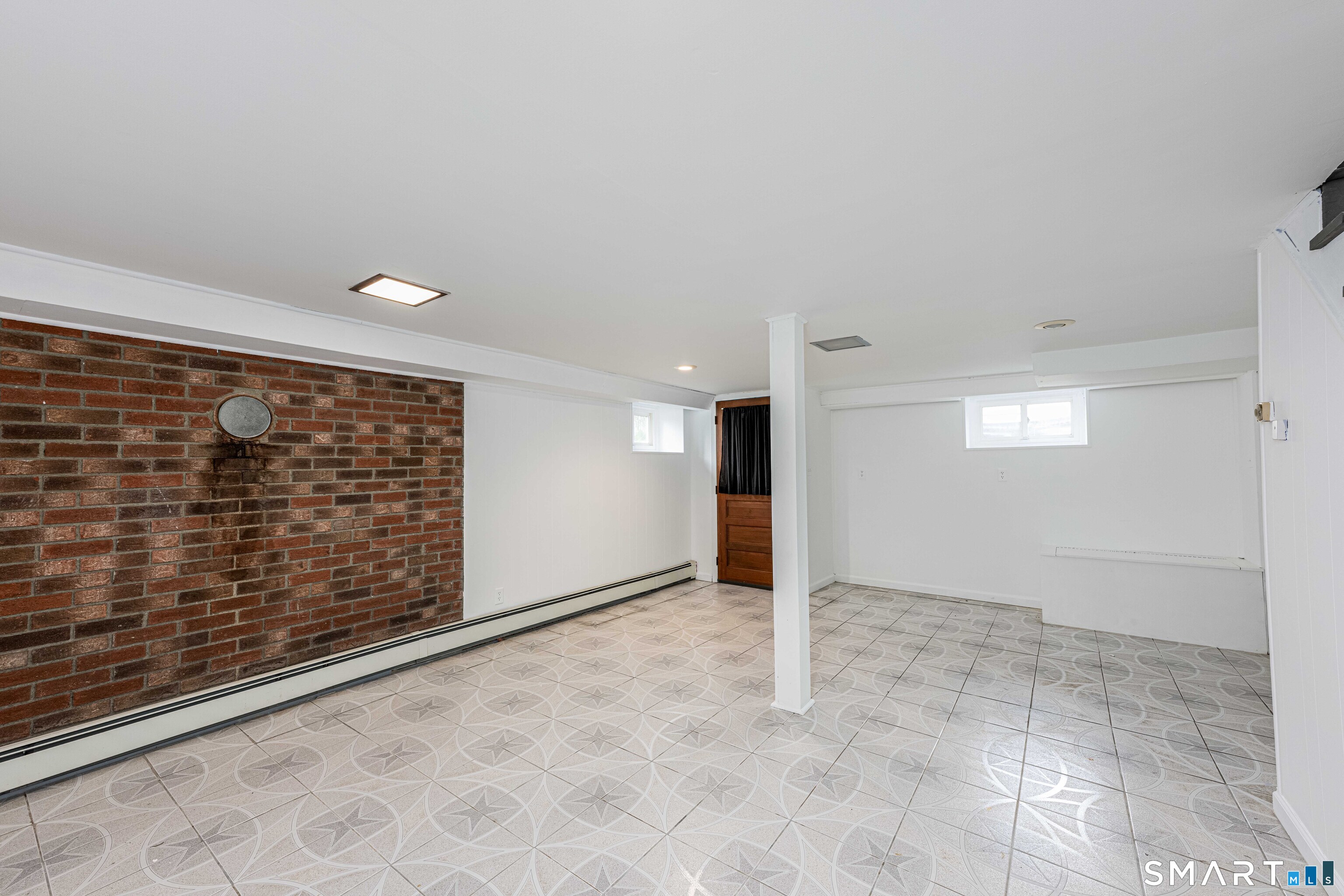 520 Goldenrod Avenue Bridgeport CT 06606