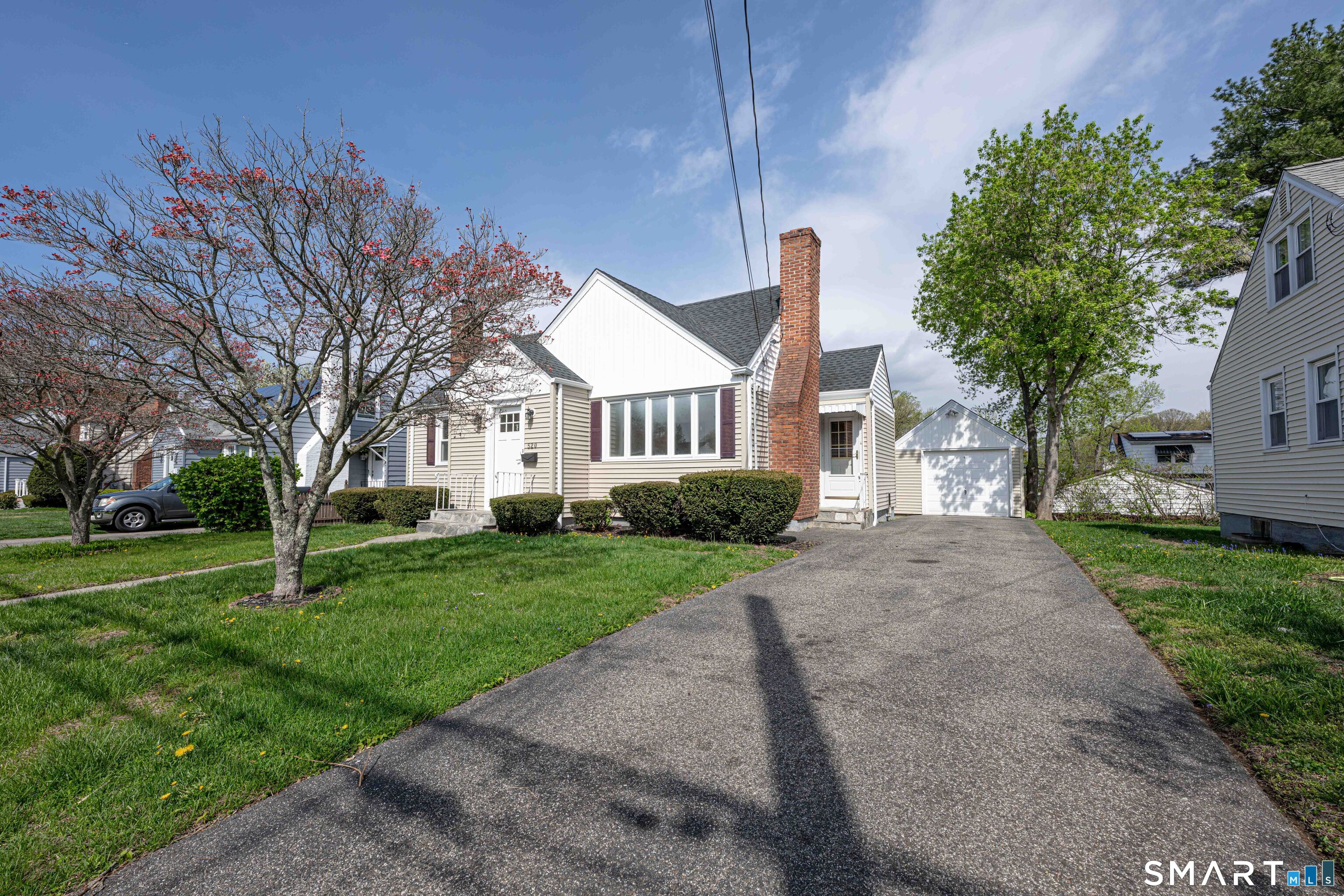 520 Goldenrod Avenue Bridgeport CT 06606