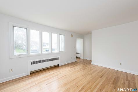520 Goldenrod Avenue Bridgeport CT 06606