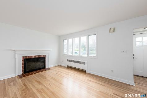 520 Goldenrod Avenue Bridgeport CT 06606