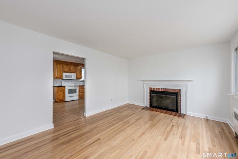 520 Goldenrod Avenue Bridgeport CT 06606