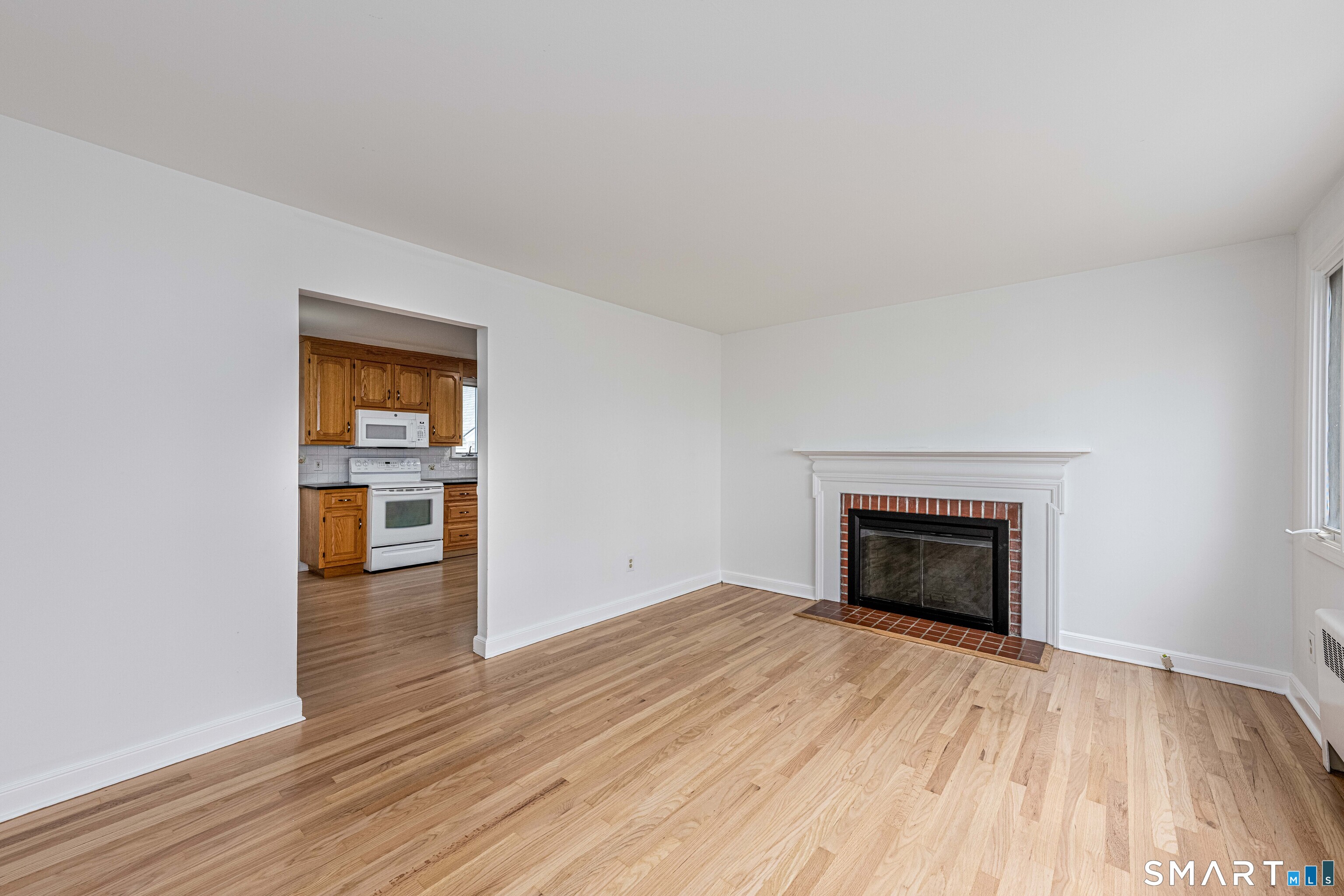520 Goldenrod Avenue Bridgeport CT 06606