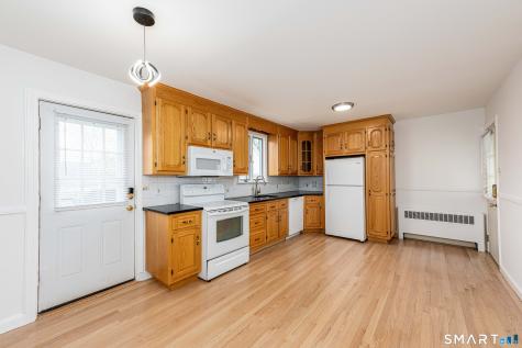 520 Goldenrod Avenue Bridgeport CT 06606