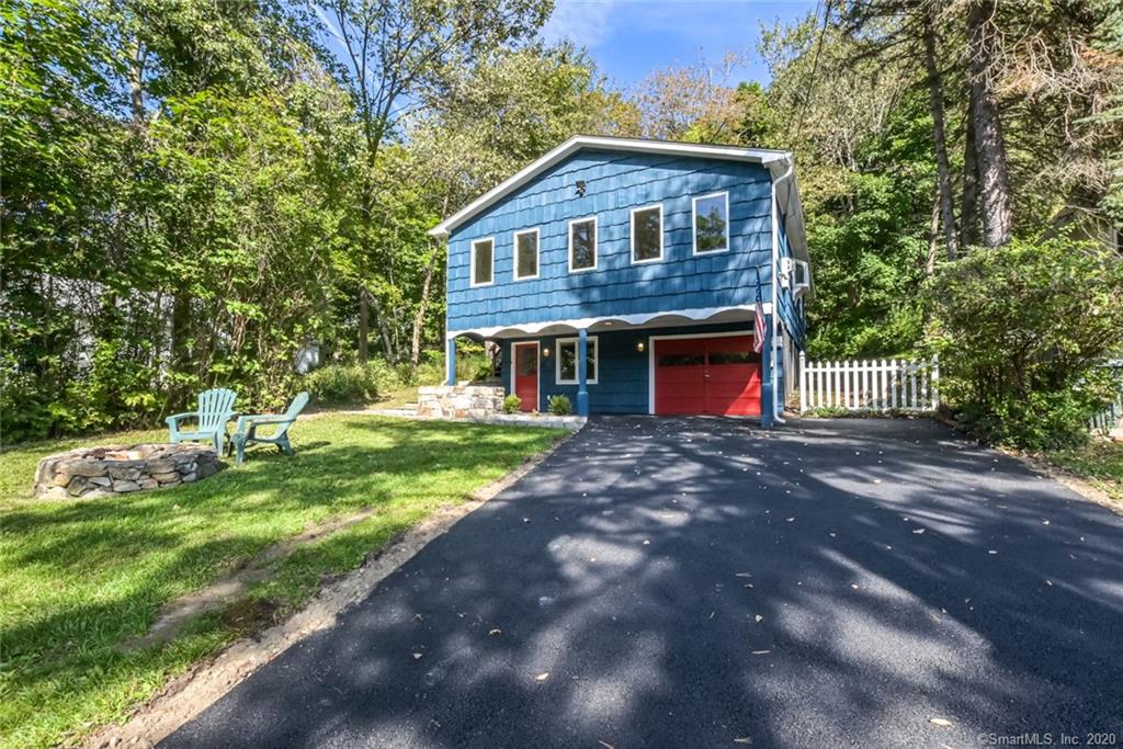 14 Lavelle Avenue New Fairfield CT 06812