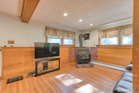 1128 Poqunock Avenue Windsor CT 06095
