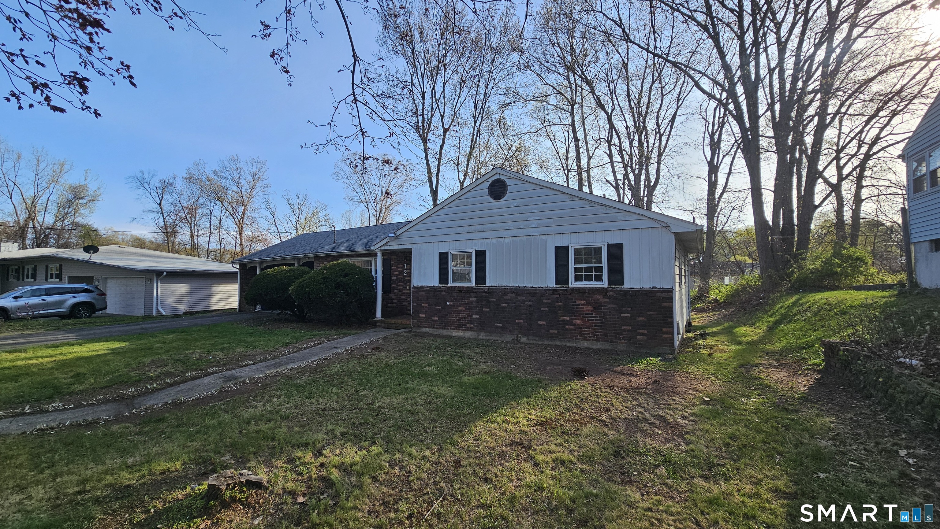 12 Collins Drive West Haven CT 06516