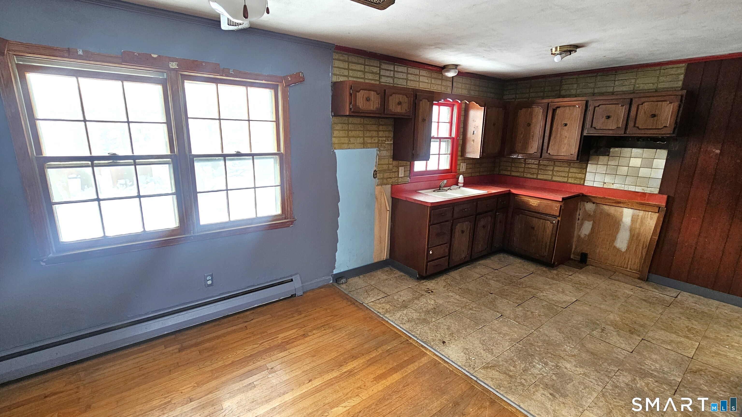 12 Collins Drive West Haven CT 06516