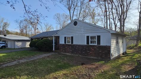 12 Collins Drive West Haven CT 06516