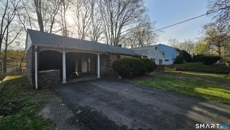 12 Collins Drive West Haven CT 06516