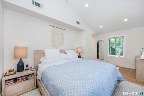 21 Fairfield Avenue Darien CT 06820
