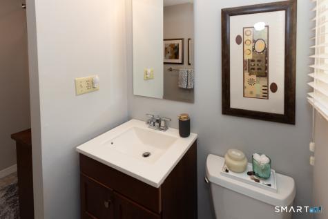 7 Mitchel Terrace Essex CT 06442