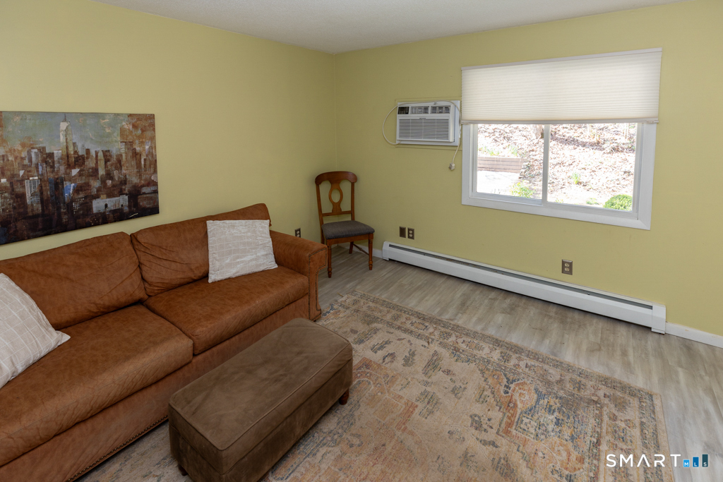 7 Mitchel Terrace Essex CT 06442