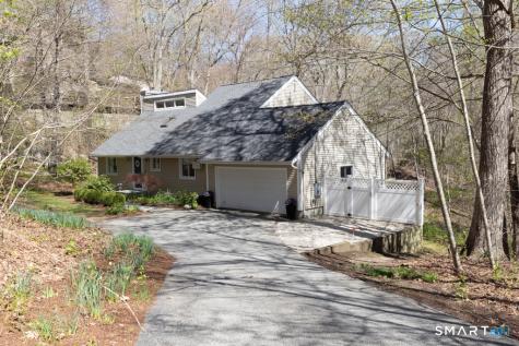 7 Mitchel Terrace Essex CT 06442