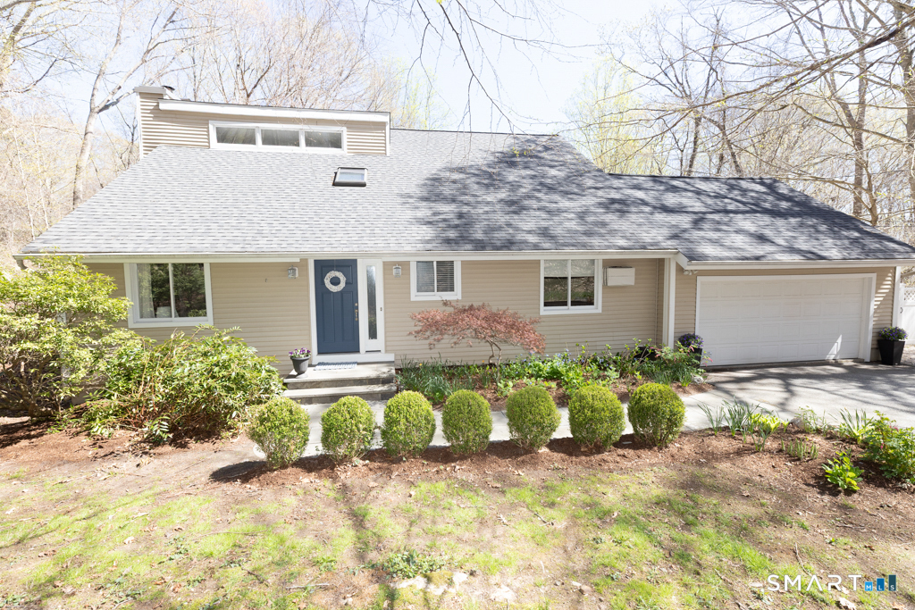 7 Mitchel Terrace Essex CT 06442