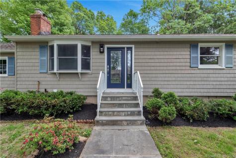 176 Coach Lane Fairfield CT 06825