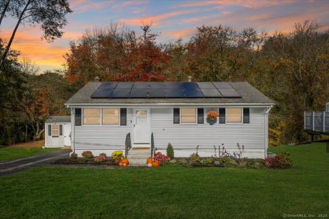 35 Shawondassee Drive Stonington CT 06378