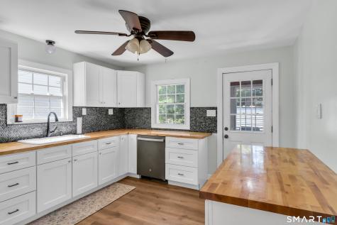 206 Alps Road Branford CT 06405