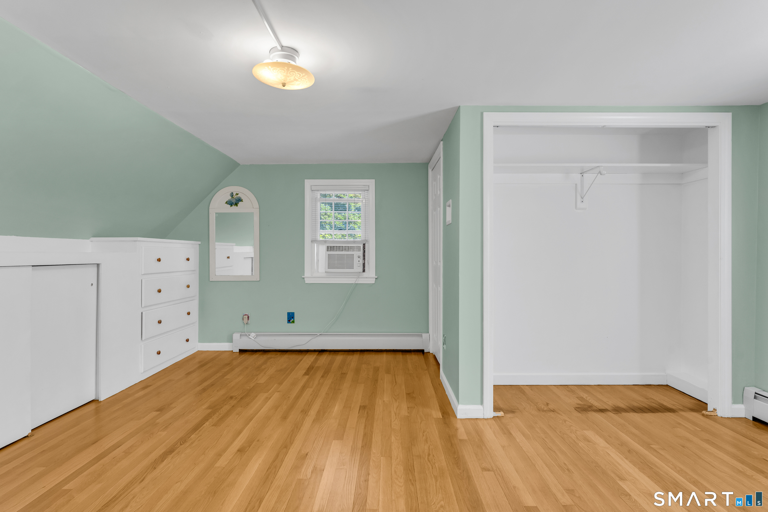 206 Alps Road Branford CT 06405