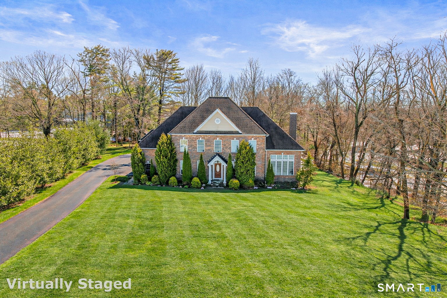 15 Squire Court Trumbull CT 06611