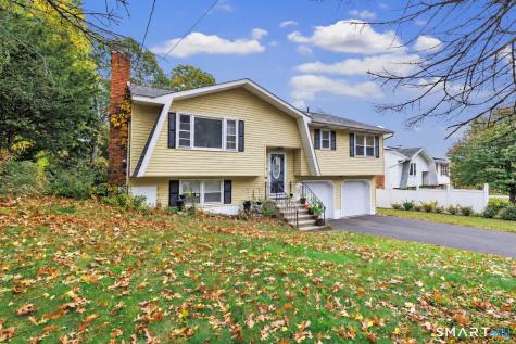 818 Bunker Hill Avenue Waterbury CT 06708